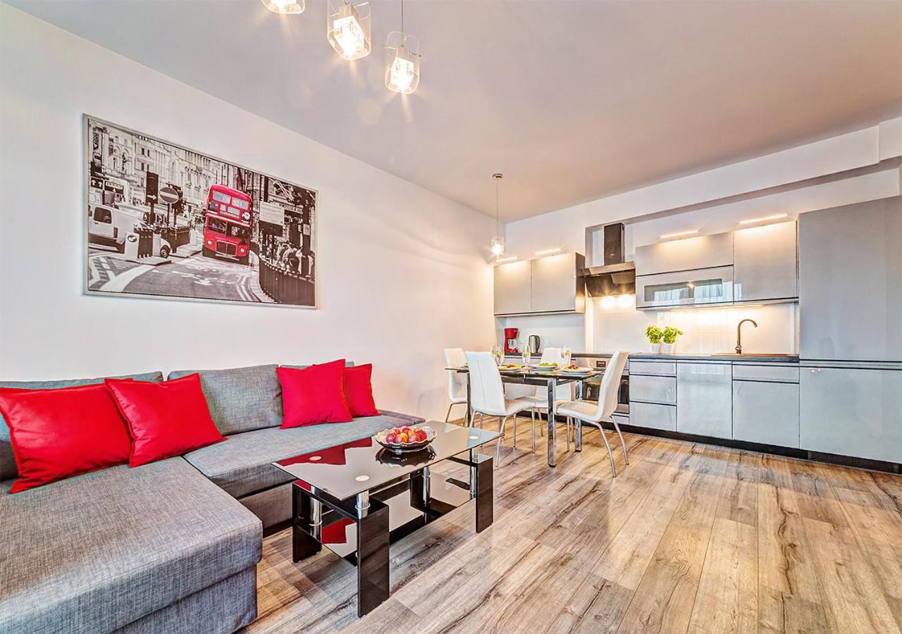 Apartamenty Homely Place Serce Poznania - Stary Rynek - Parking المظهر الخارجي الصورة
