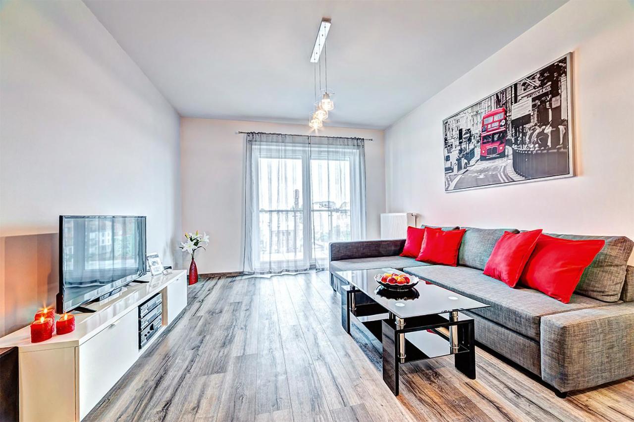 Apartamenty Homely Place Serce Poznania - Stary Rynek - Parking الغرفة الصورة