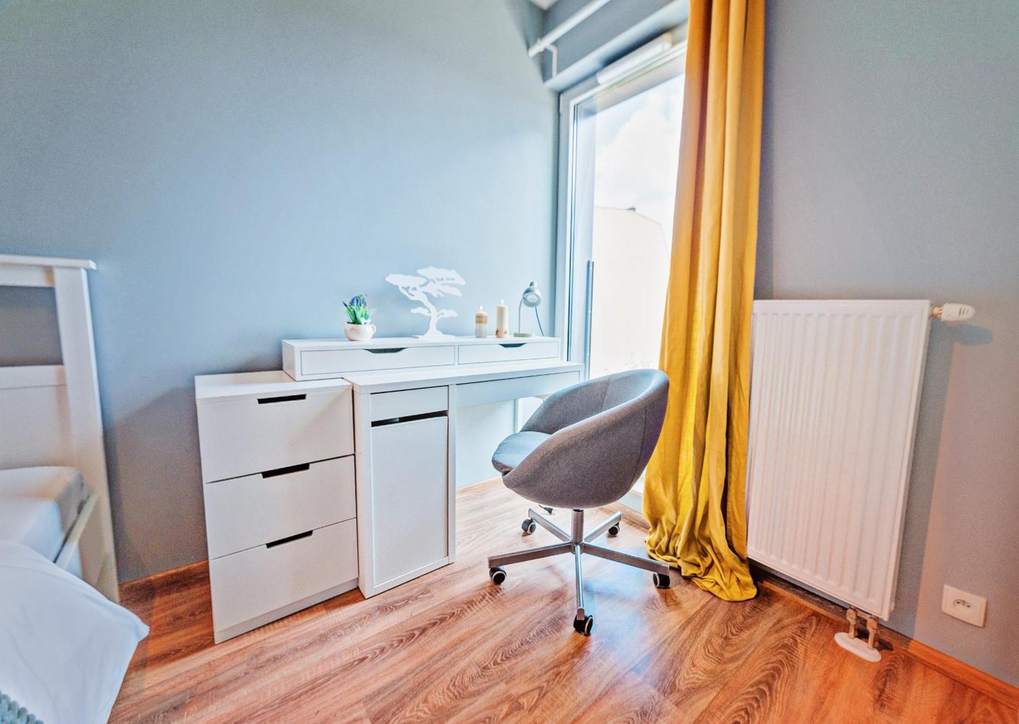 Apartamenty Homely Place Serce Poznania - Stary Rynek - Parking الغرفة الصورة