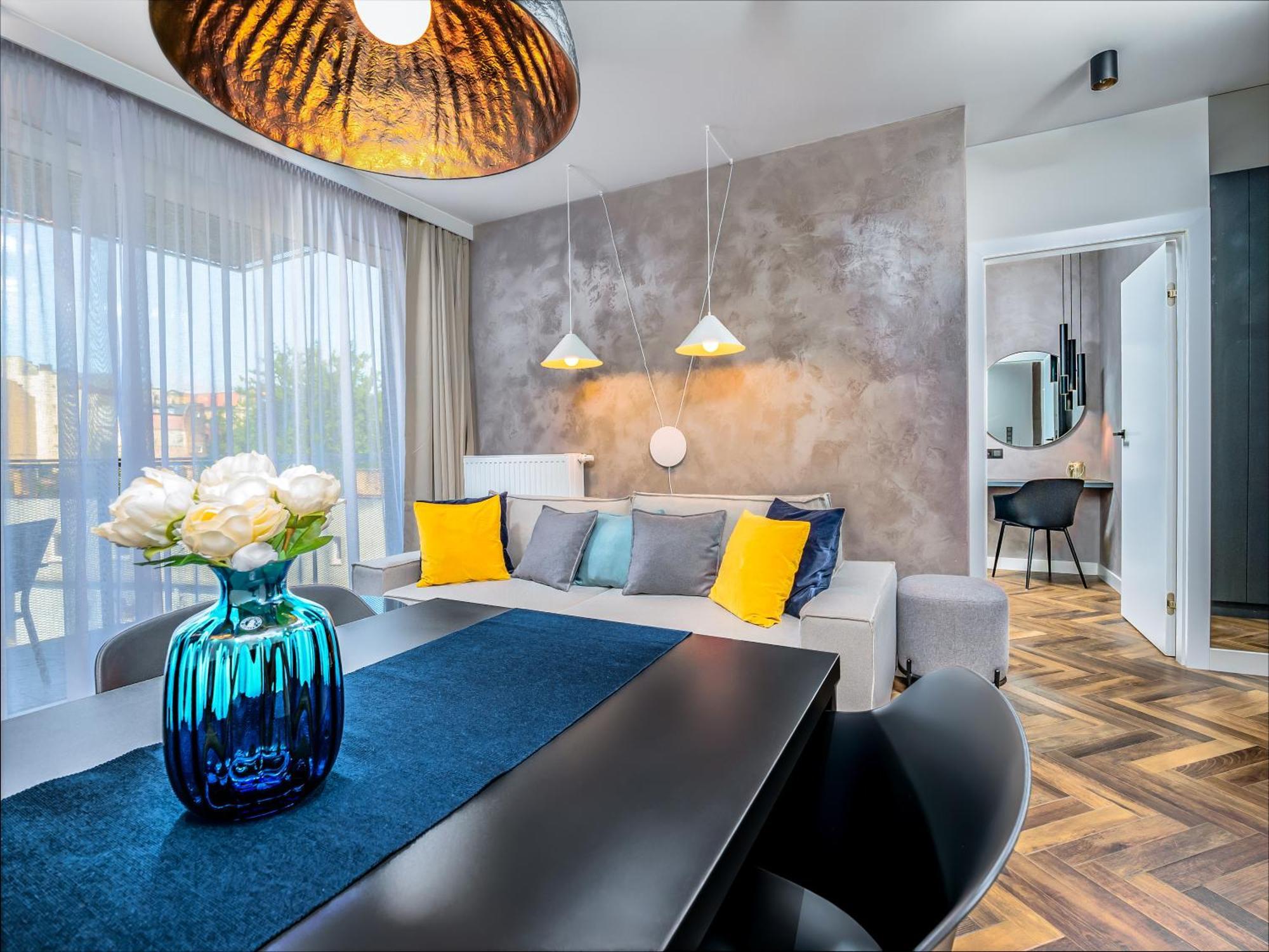 Apartamenty Homely Place Serce Poznania - Stary Rynek - Parking الغرفة الصورة