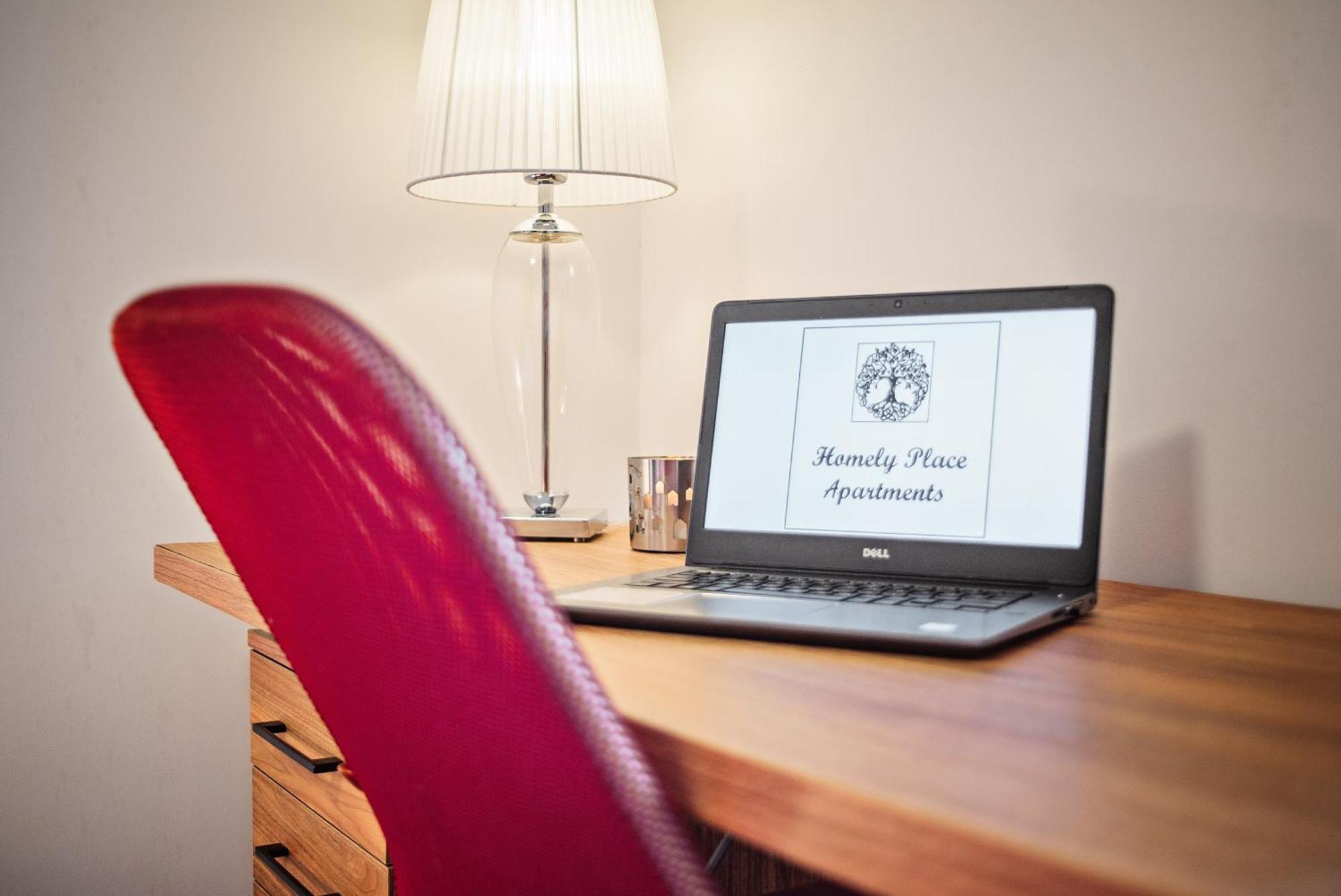 Apartamenty Homely Place Serce Poznania - Stary Rynek - Parking الغرفة الصورة