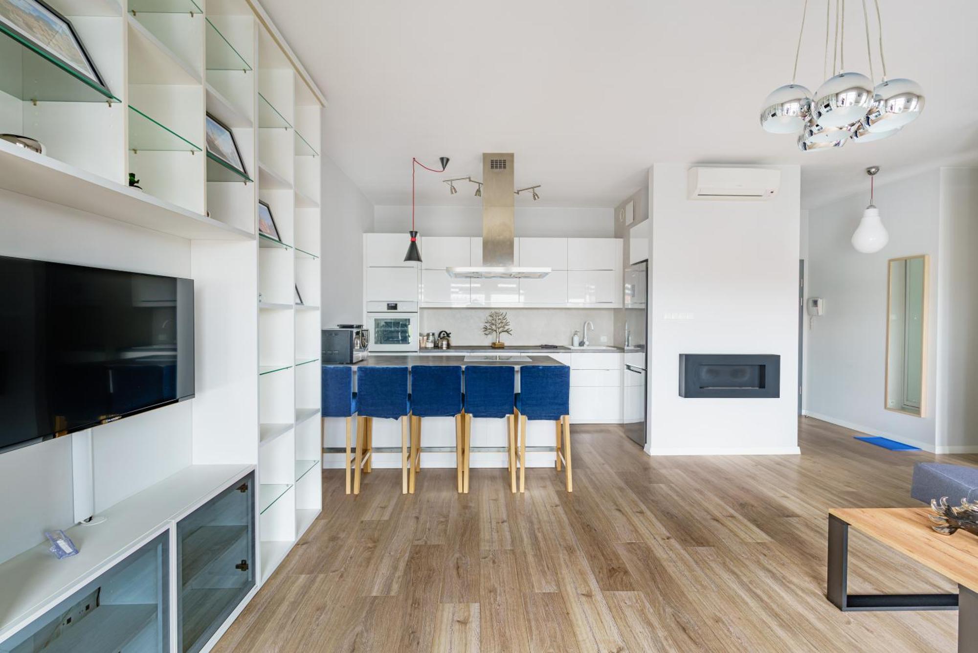 Apartamenty Homely Place Serce Poznania - Stary Rynek - Parking الغرفة الصورة