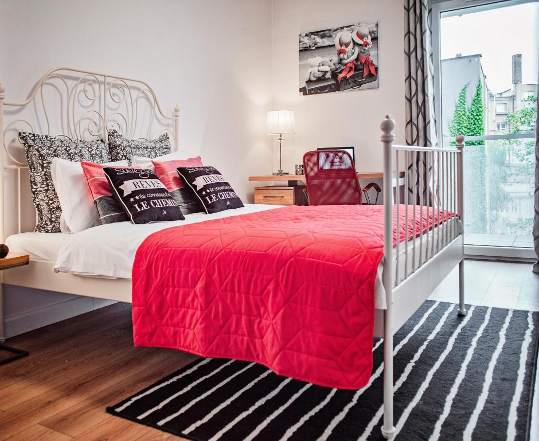Apartamenty Homely Place Serce Poznania - Stary Rynek - Parking المظهر الخارجي الصورة